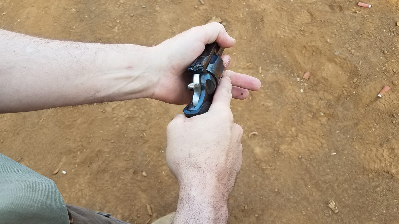 How to Hold a Pistol, Aim and Shoot Correctly